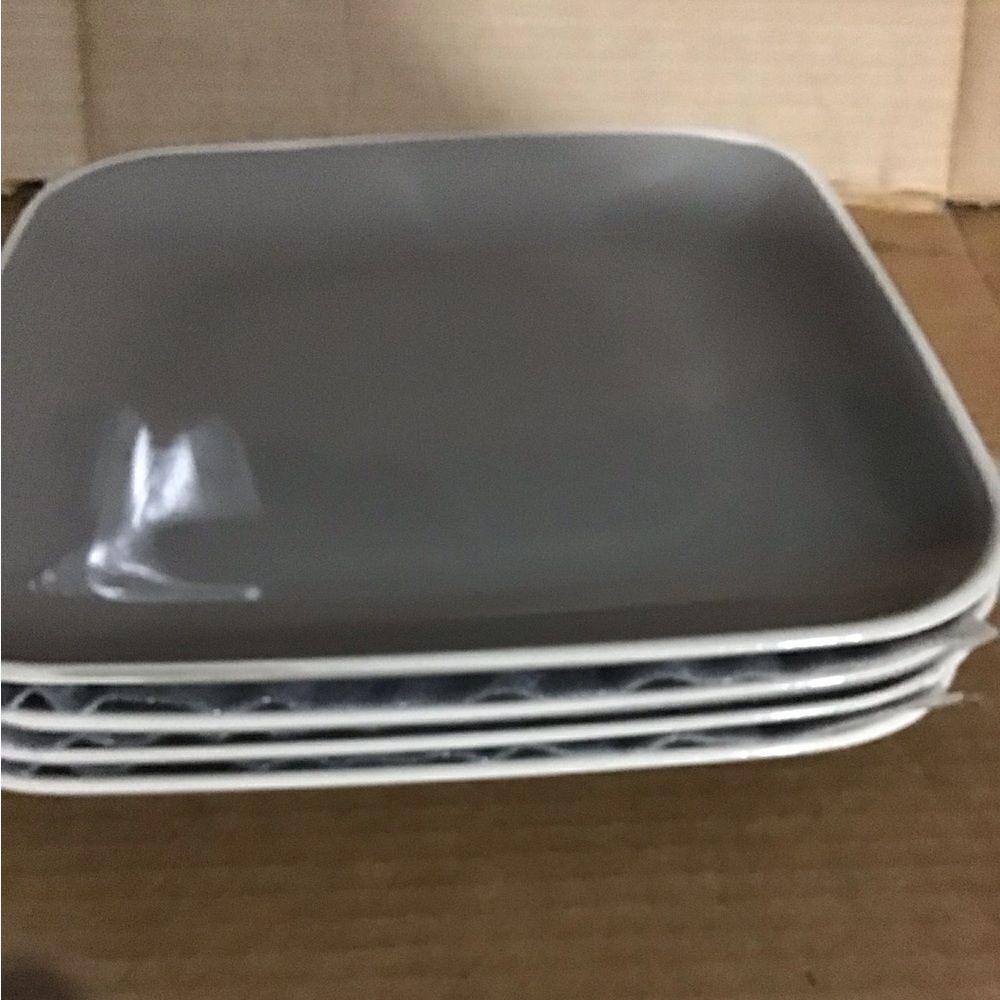 2 PC GIBSON CHELSEA 10.25” DINNER PLATES  SET